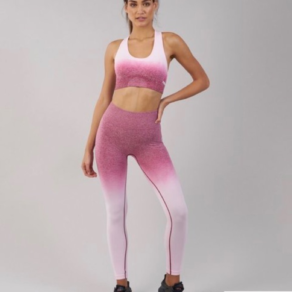 Gymshark Pink Ombré Set (sports bra + leggings)